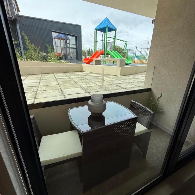 GARAN AIKE Shelter and style in front of Canal Señoret - Two-Bedroom Apartment - 12