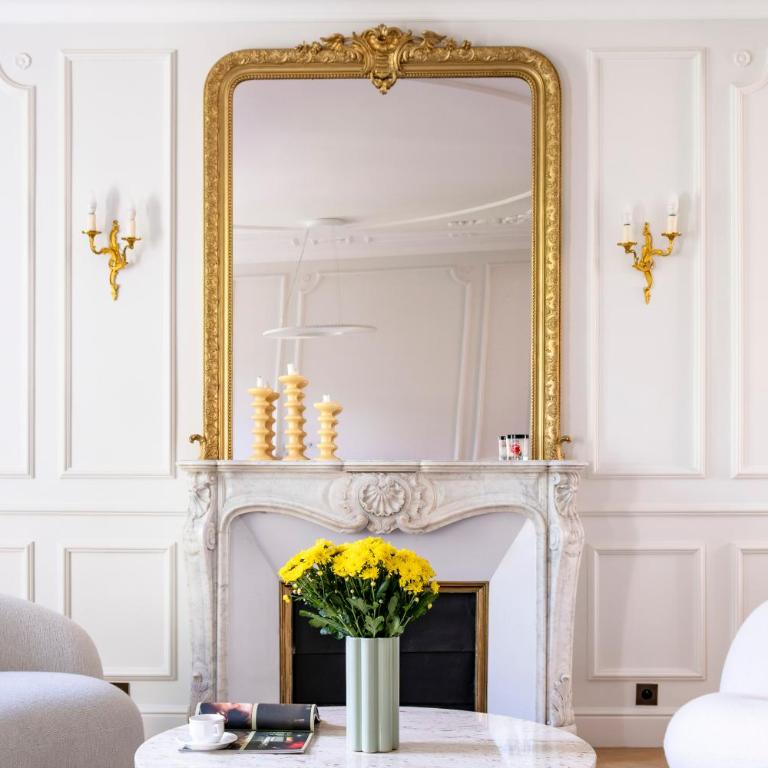 Appart Haussmannien luxe - 2 chambres, Champs-Élysées - Appartement 2 Chambres - 1
