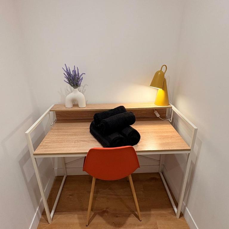 Charmant appartement au coeur de villeneuve loubet - Apartment mit 1 Schlafzimmer - 31