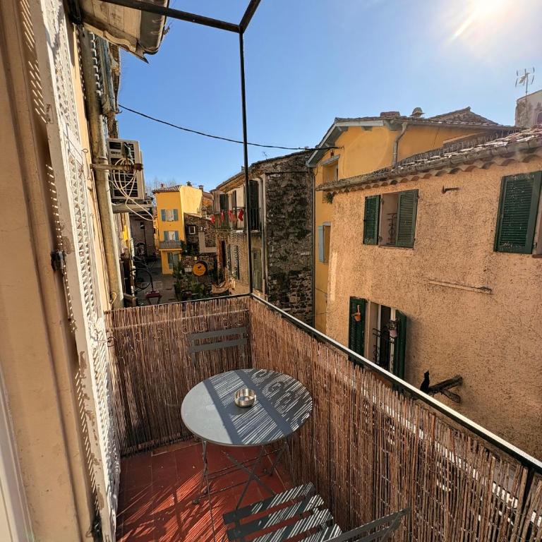 Charmant appartement au coeur de villeneuve loubet - Apartment mit 1 Schlafzimmer - 33