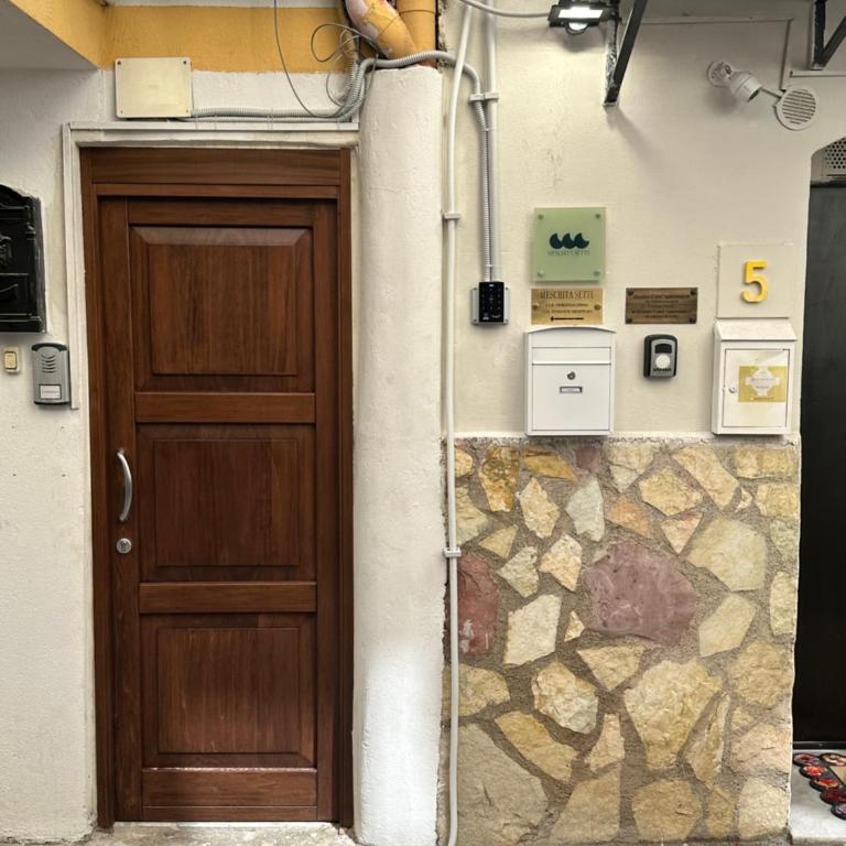 QuattroCantiApartment2 Palermo - Appartamento con 2 Camere da Letto - 2