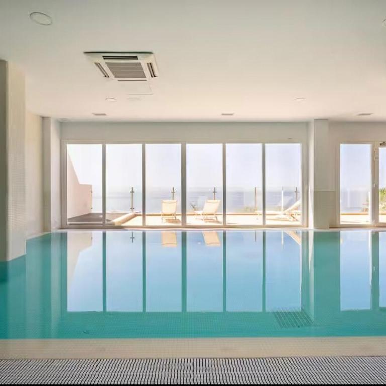 Seafront 2B Apartment with Pool, Spa & Gym Torrox - Apartamento de 2 dormitorios - 23