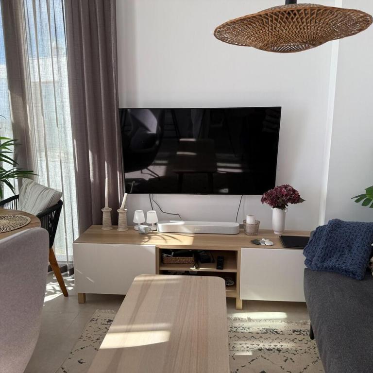 Seafront 2B Apartment with Pool, Spa & Gym Torrox - Apartamento de 2 dormitorios - 38