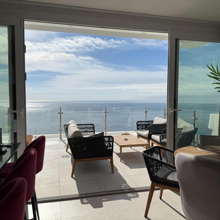 Seafront 2B Apartment with Pool, Spa & Gym Torrox - Apartamento de 2 dormitorios - 48