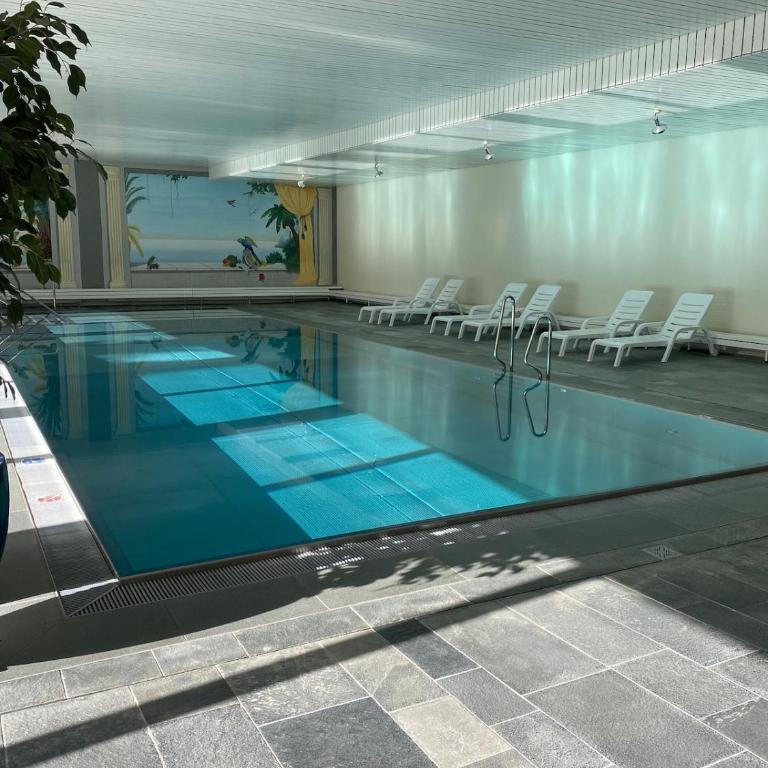 HappyLaax - Elegant Design Studio with Pool, Sauna, and Private Parking - Studio-Apartment mit 1 Doppelbett - 31