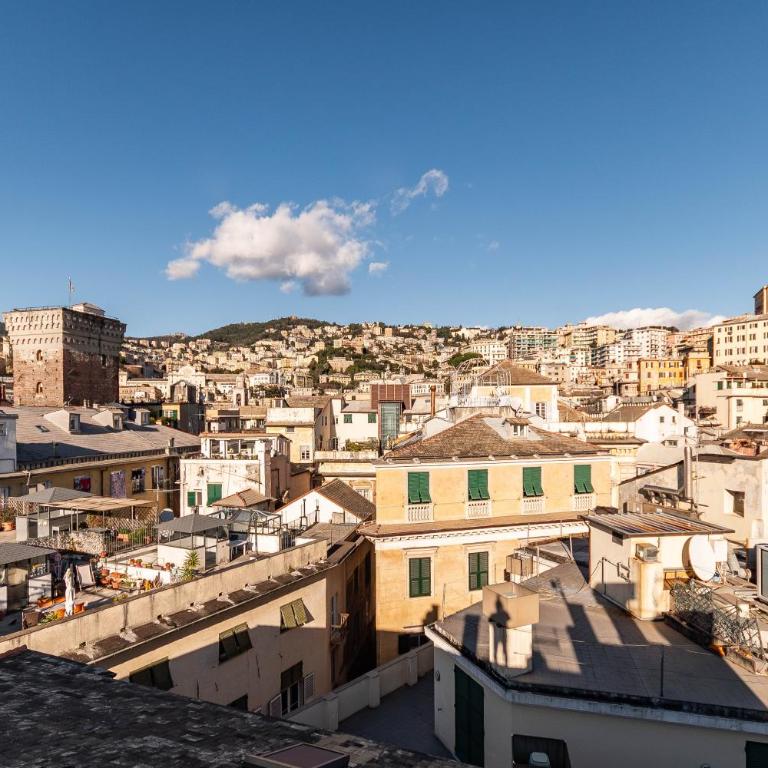 Genova Suite Art - Camera King con Balcone - 11