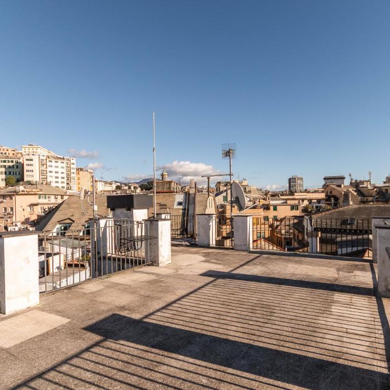 Genova Suite Art - Camera King con Balcone - 2