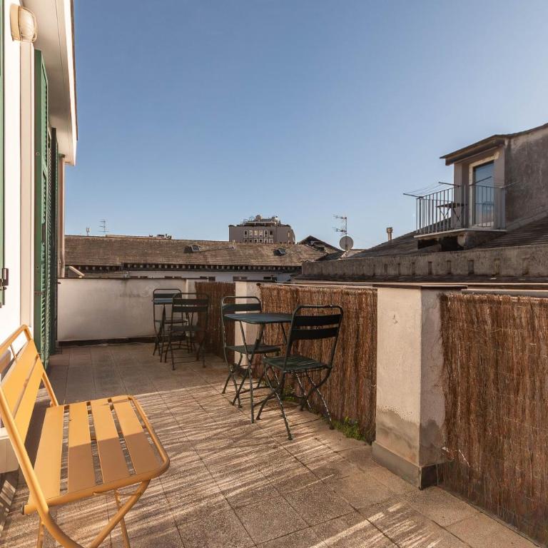 Genova Suite Art - Camera King con Balcone - 7
