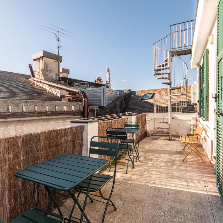 Genova Suite Art - Camera King con Balcone - 4