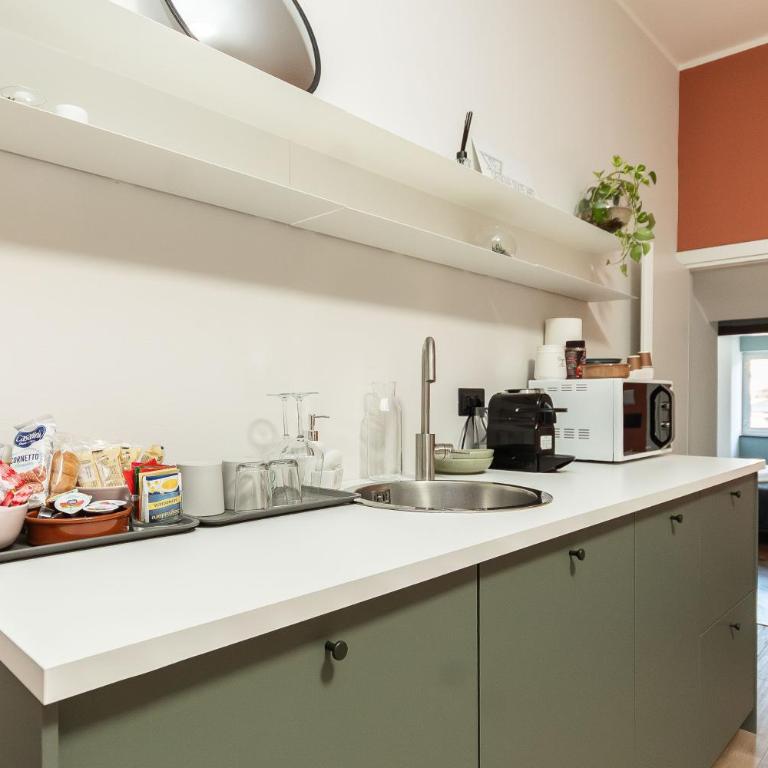Genova Suite Art - Camera King con Balcone - 3
