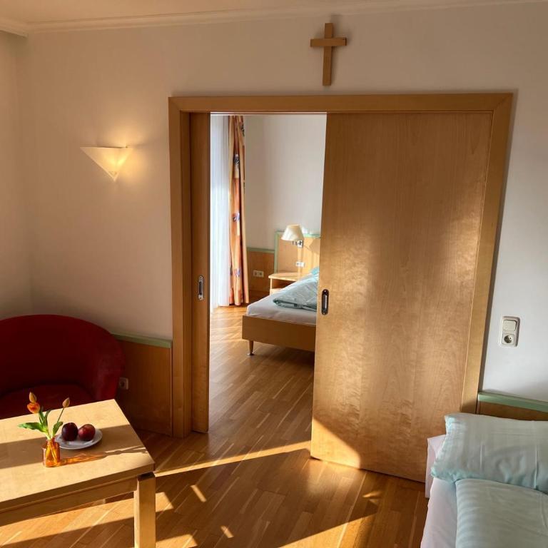Hotel zum Kirchenwirt Mariazell - Junior Suite con Balcone - 6