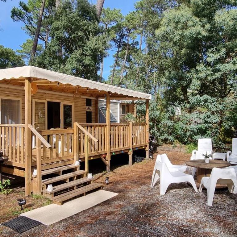 Mobil-home Camping Les Oyats 4 Etoiles, Seignosse, Landes - Mobile Home - 1