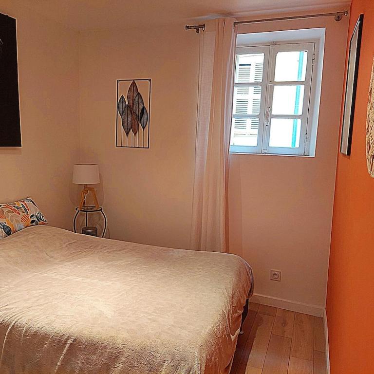Antibes Vieille Ville - Appartement 3 Piéces Centre Historique & Plage - Two-Bedroom Apartment - 9
