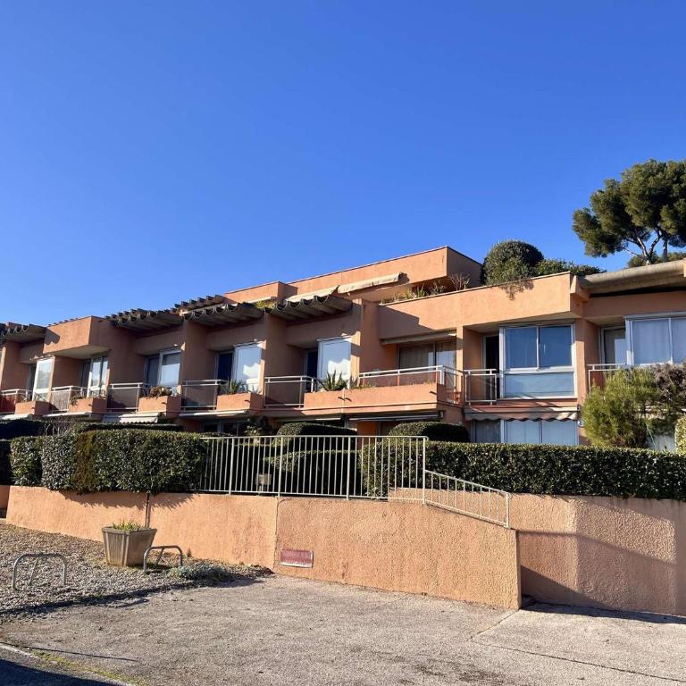 CA170-038 Studio Cabine 4 couchages Cavalaire sur Mer - Apartamento Estudio con vistas al mar - 10