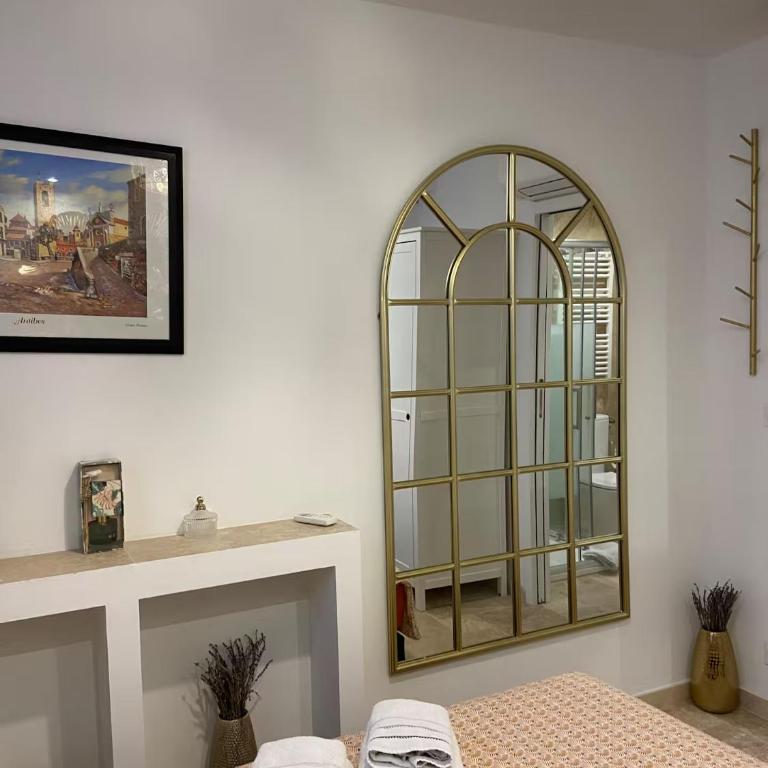 "Philomer Safranier" Historic Old-Town Apartments, Sea View and Terrace Options - One-Bedroom Apartment (without sea view and Terrace) - 21