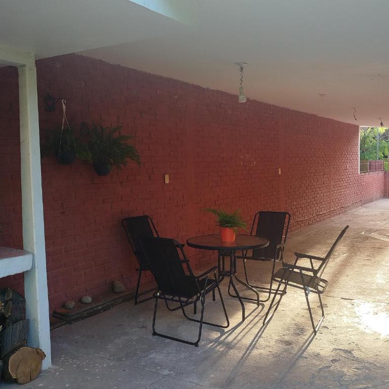 La Casa de Quinteros - Three-Bedroom Apartment - 10