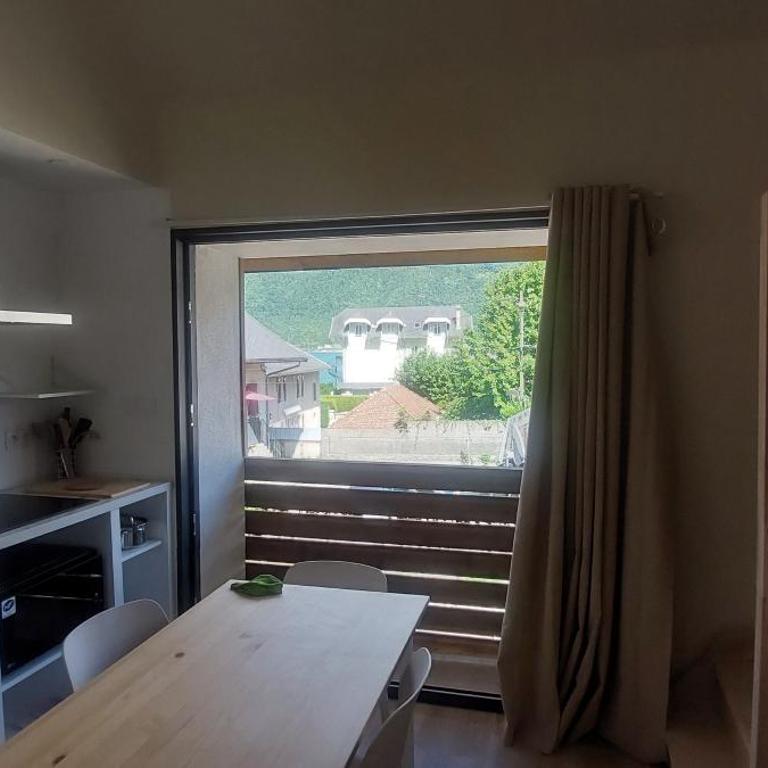 La grange DUPLEX A 100 METRES DU LAC N 4 - Appartement 1 Chambre - 5