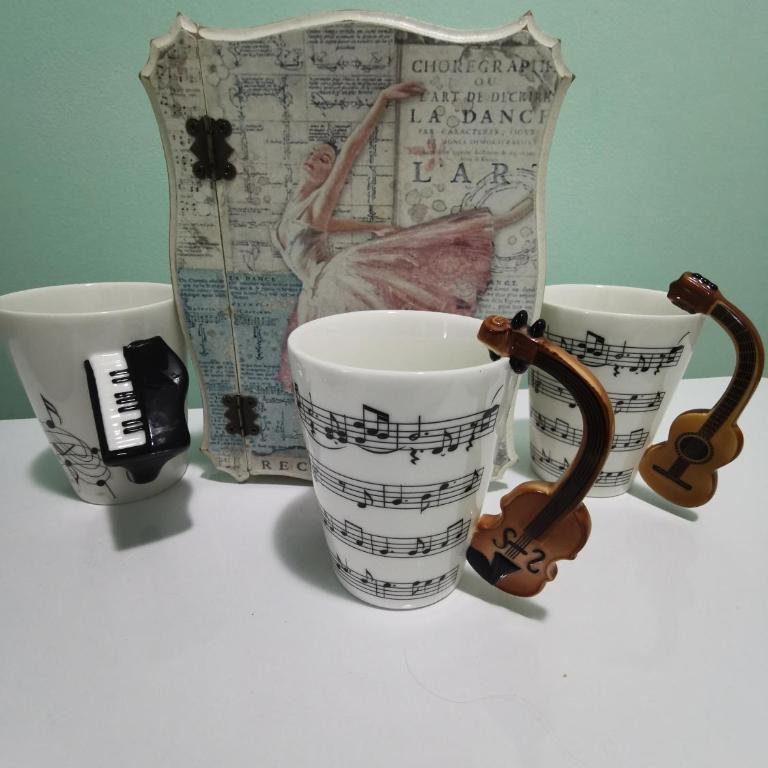 Art Studio - One-Bedroom Apartment - 12