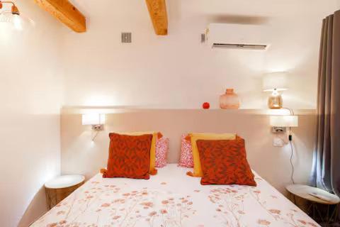 "Philomer Safranier" Historic Old-Town Apartments, Sea View and Terrace Options - One-Bedroom Apartment with Ocean View (without Terrace) - 23