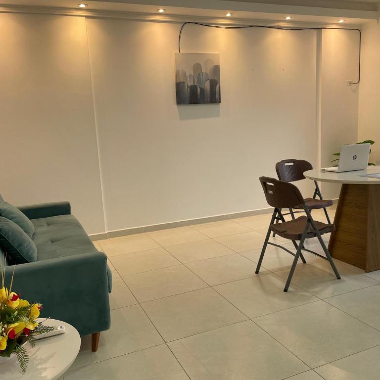 DEPARTAMENTO COMPLETO, LUJO, ESPACIO & Experiencia Total - Two-Bedroom Apartment with Balcony - 66