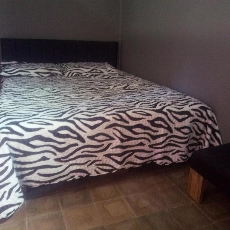Departamentos L & S Quintero - Two-Bedroom Apartment - 12