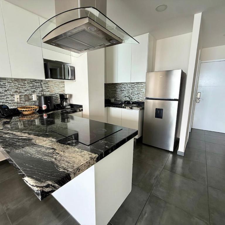 Boca de Cielo 601 Malecón - Two-Bedroom Apartment - 20