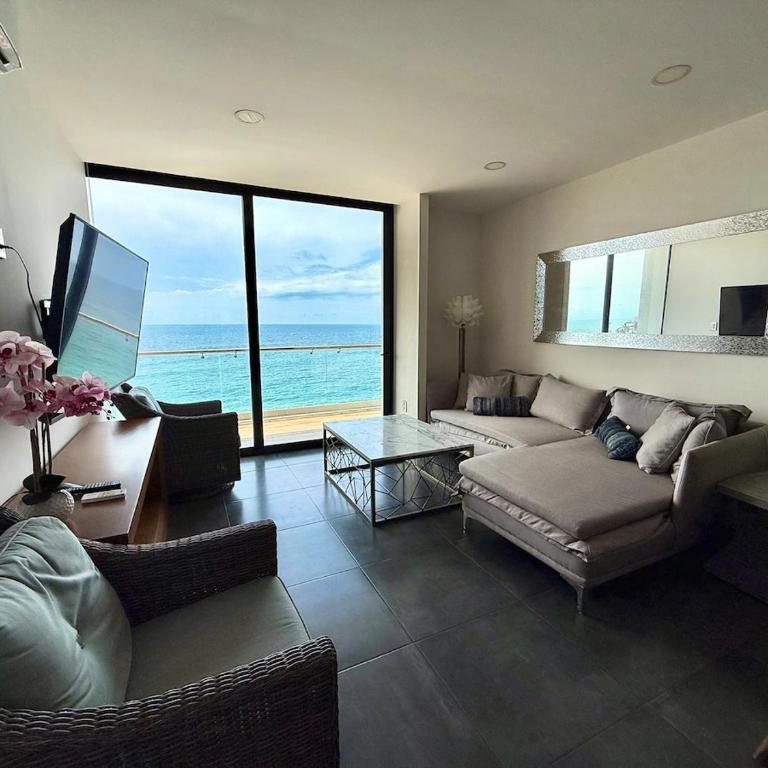 Boca de Cielo 601 Malecón - Two-Bedroom Apartment - 36