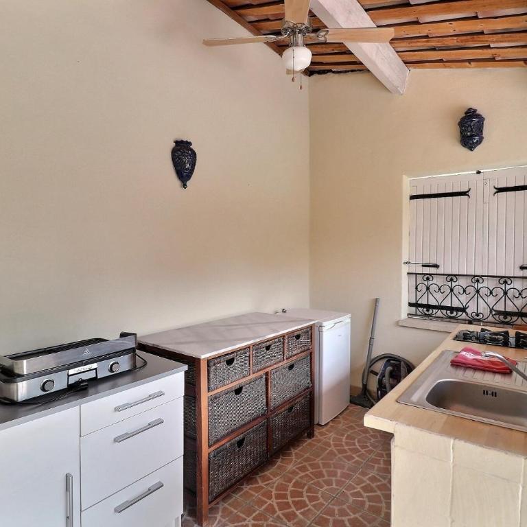 Studio indépendant pour 2 personnes avec piscine partagée - Appartement 1 Chambre - 6