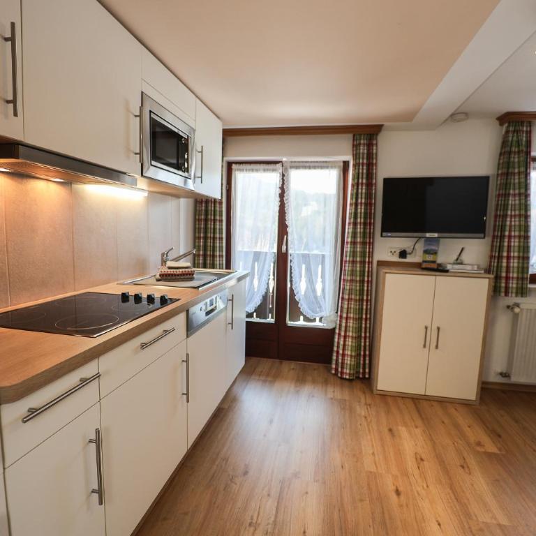 Gästehaus Hillebrand - Apartment mit Blick auf die Berge - 4