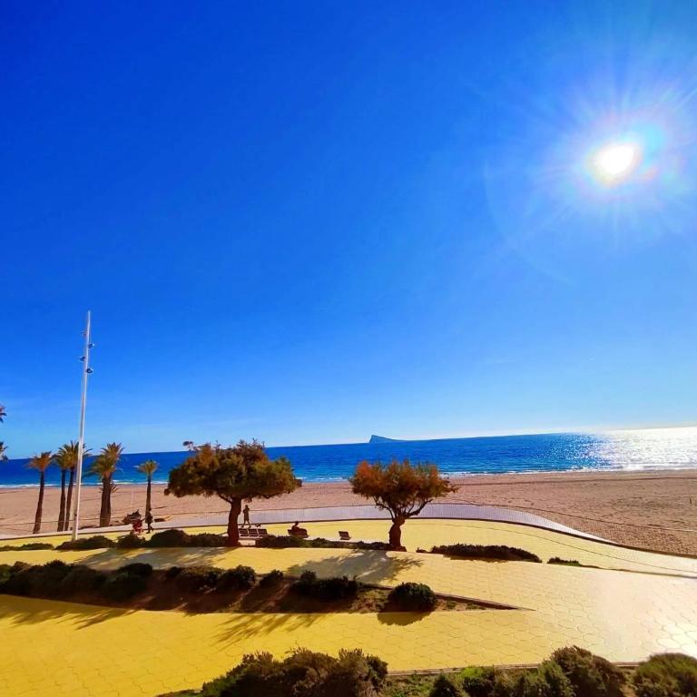 1º Línea Playa Poniente Benidorm Beach - Apartamento con vistas al mar - 2