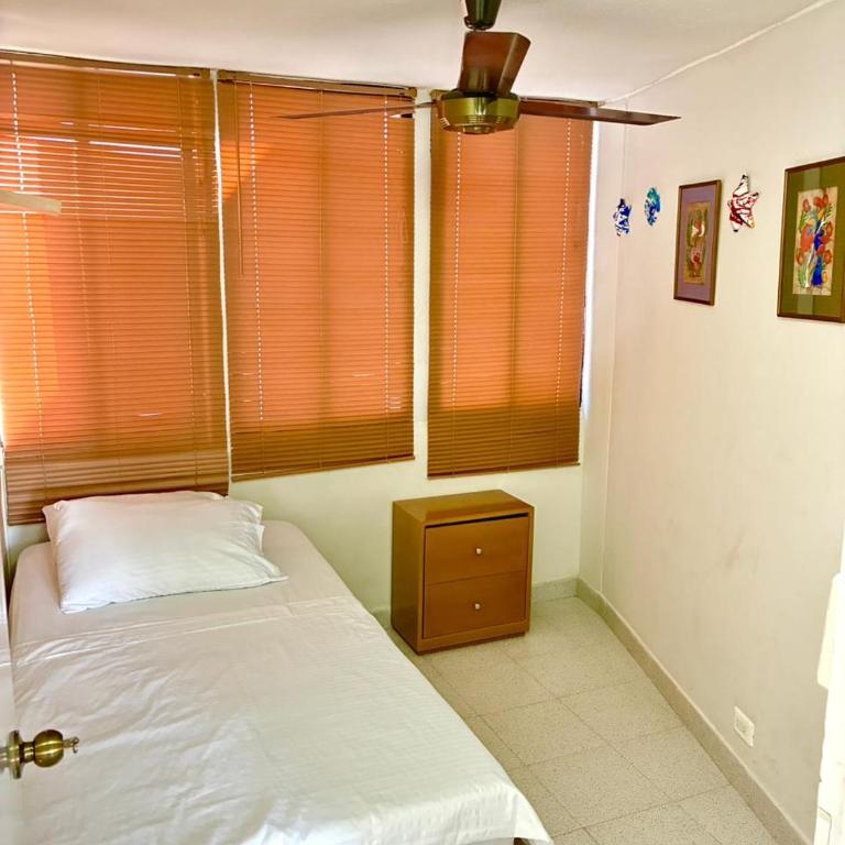 APARTAMENTO RODADERO BELLO MAR In - Apartamento de 3 dormitorios - 10