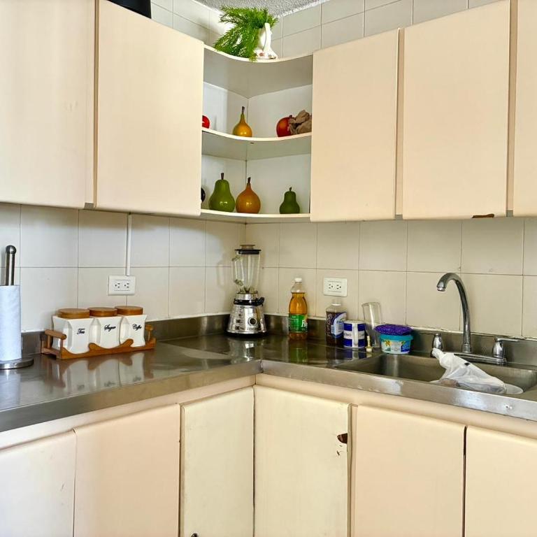 APARTAMENTO RODADERO BELLO MAR In - Apartamento de 3 dormitorios - 17
