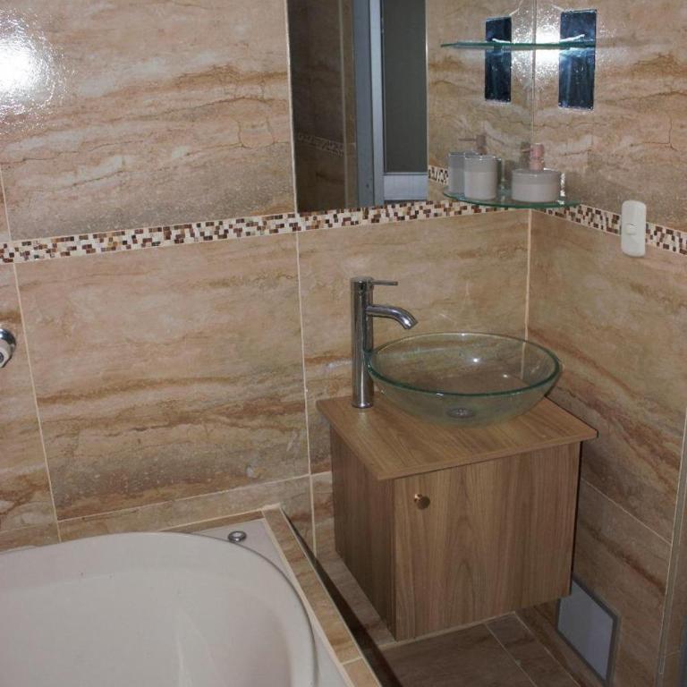 Acogedor departamento en 3er piso - Apartamento de 3 dormitorios - 17