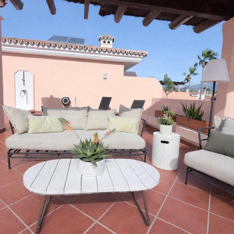 Costa del Sol Frontline Sea view penthouse - Apartamento de 2 dormitorios con balcón y vistas al mar - 3