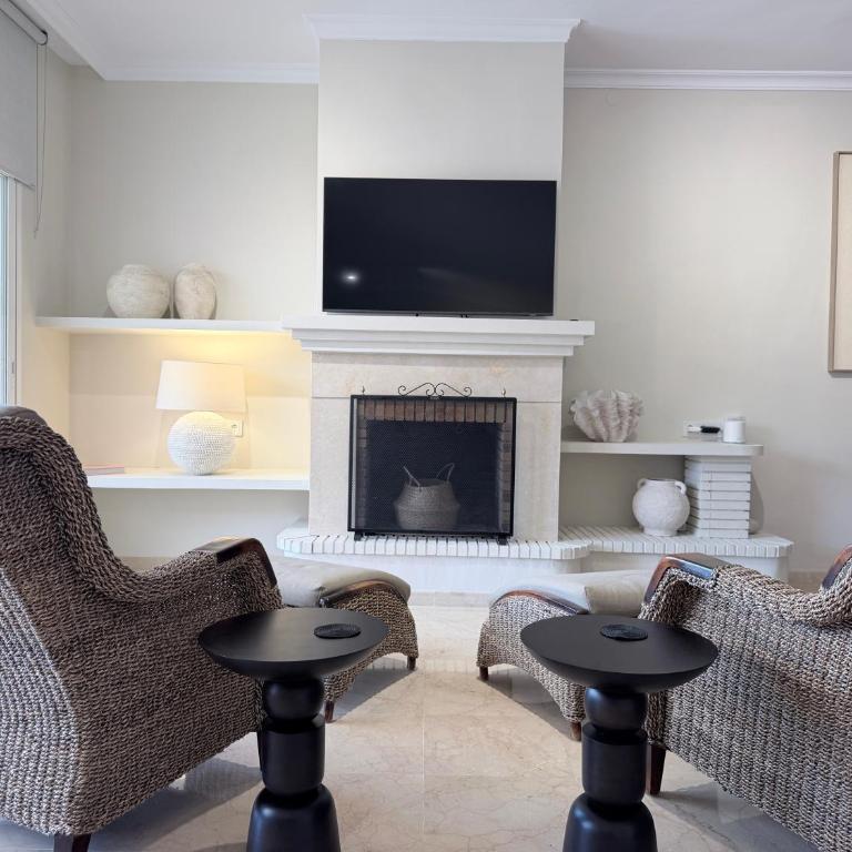 Costa del Sol Frontline Sea view penthouse - Apartamento de 2 dormitorios con balcón y vistas al mar - 10