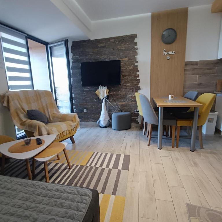 APARTMAN FEELING - Apartman sa 1 Spavaćom Sobom - 90