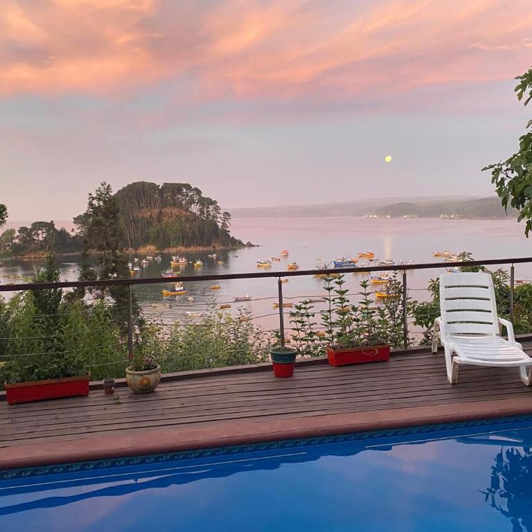 Casa y vista maravillosa, con piscina Coliumo Tomé - Two-Bedroom House - 16