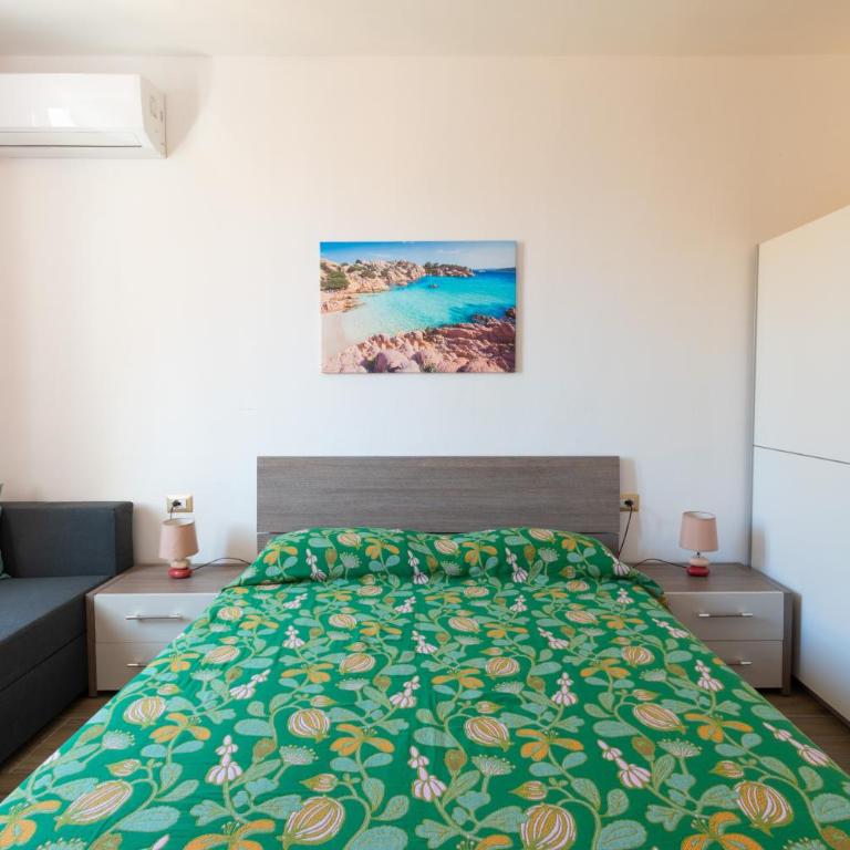Casa Yvona - Camera Tripla con Bagno Privato Esterno - 5