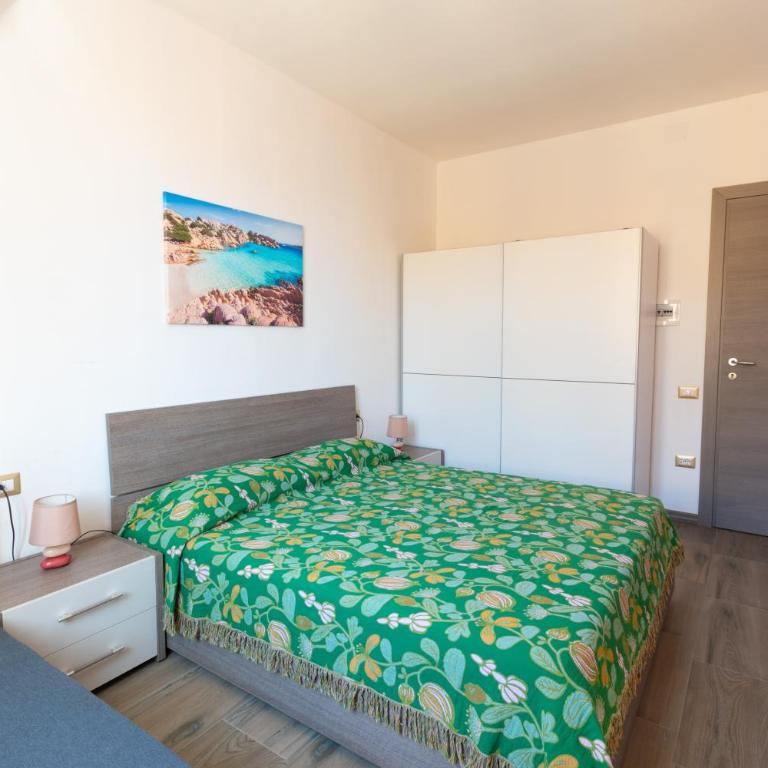 Casa Yvona - Camera Tripla con Bagno Privato Esterno - 6