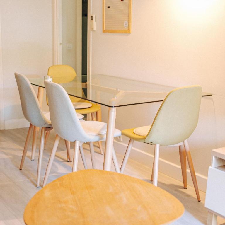 Private Garden Hideaway by the Sea - Appartement 2 Chambres avec Terrasse - 15