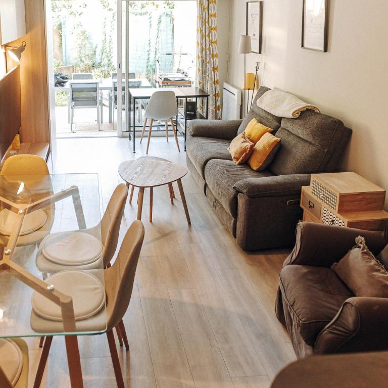 Private Garden Hideaway by the Sea - Appartement 2 Chambres avec Terrasse - 6