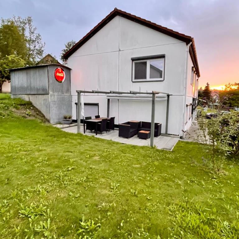 unique Ferienwohnung - Apartment mit 2 Schlafzimmern und Terrasse - 31