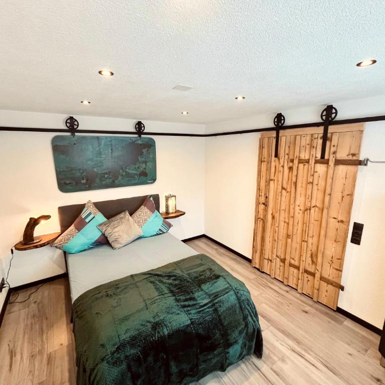unique Ferienwohnung - Apartment mit 2 Schlafzimmern und Terrasse - 28