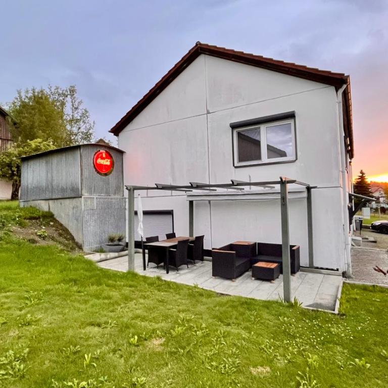 unique Ferienwohnung - Apartment mit 2 Schlafzimmern und Terrasse - 32