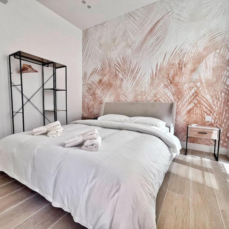 Ref 122 - Coeur de Nice - 3 Rooms - Appartement 2 Chambres - 27