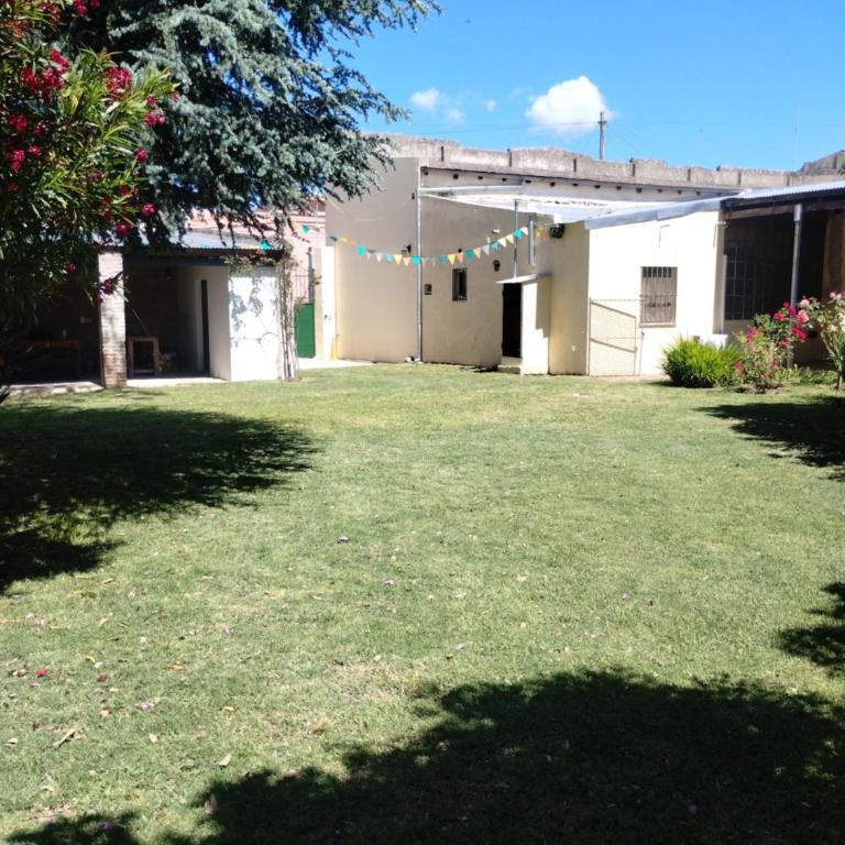 Los buenos amigos de Felipe Sambucetti casona historica con encanto - Casa de 2 dormitorios - 23