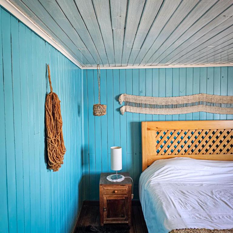 Casa Chiloe hostel - King Suite with Sea View - 1