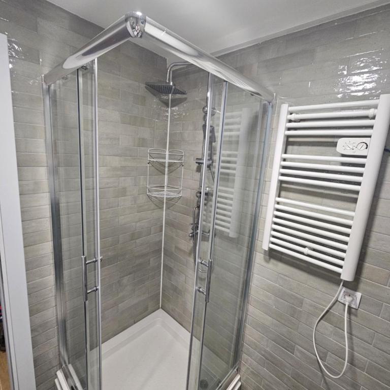 Winter Tale - One-Bedroom Apartment - 11
