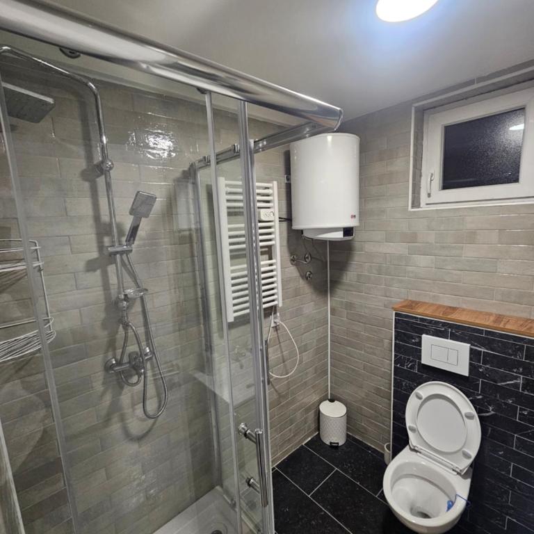 Winter Tale - One-Bedroom Apartment - 10