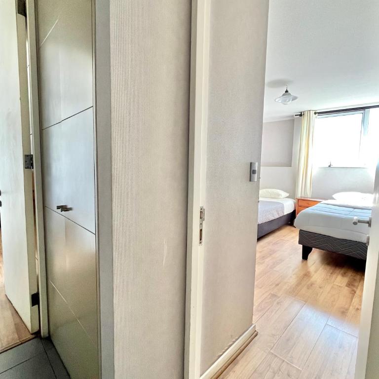 Costanera Huayquique - Two-Bedroom Apartment with Sea View - 18